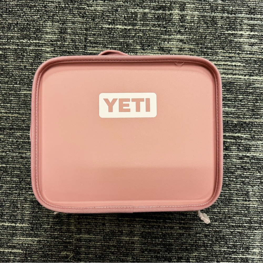 YETI Sandstone 5L Daytrip Lunch Box